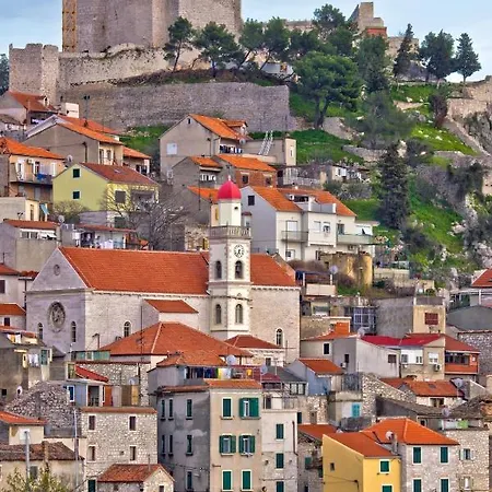 In With Sea View, Balcony, Air Conditioning, Wifi *